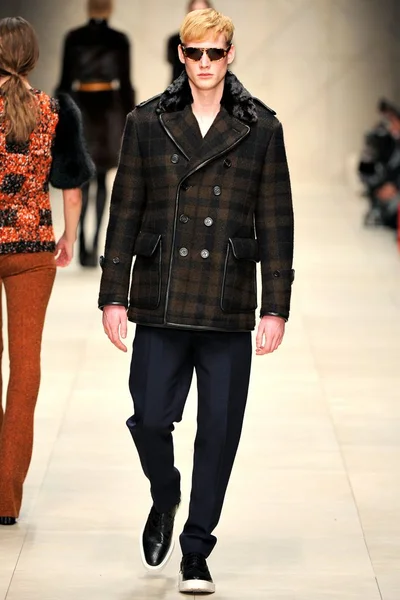 Look 23